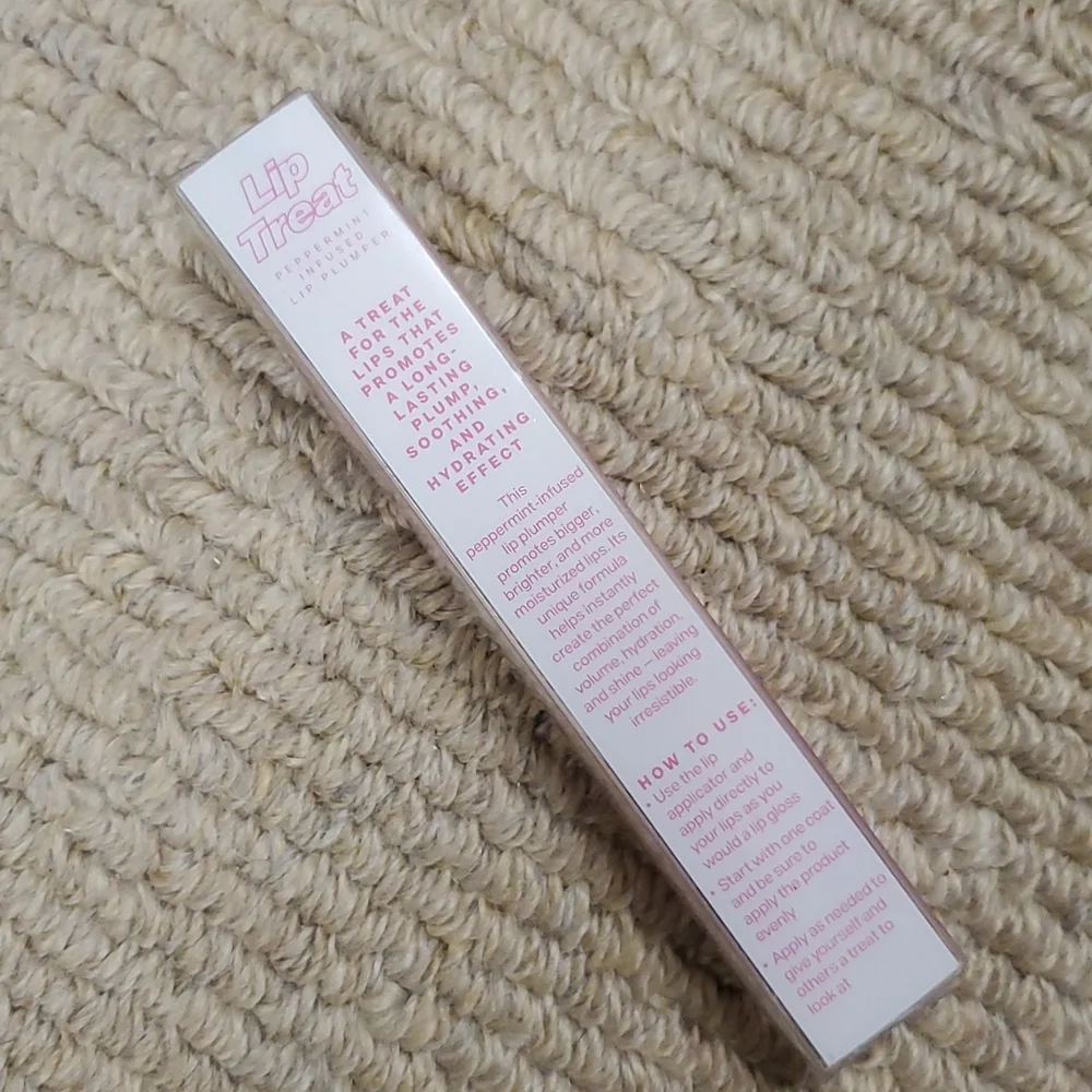 TYS BEAUTY Lip Treat Peppermint Lip Plumper